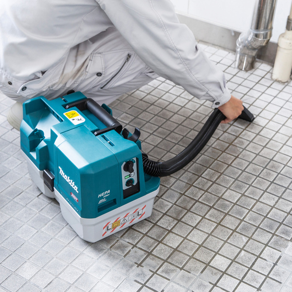 Odkurzacz akumulatorowy Makita VC014GLZ