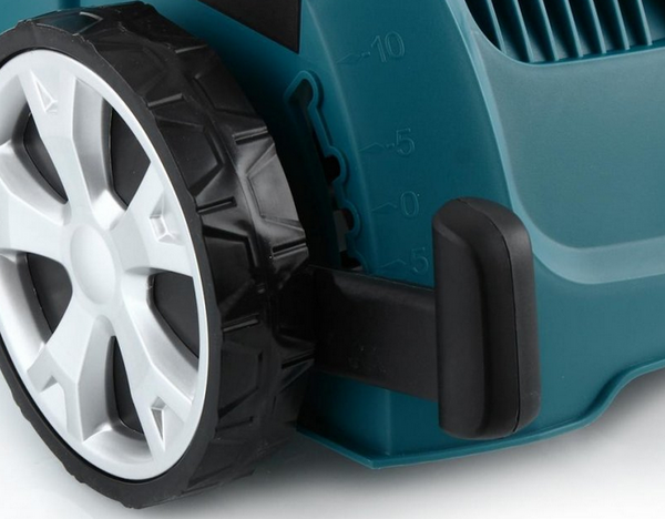 Wertykulator elektryczny Makita UV3200