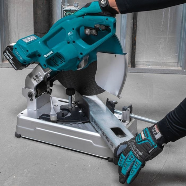 Przecinarka do metalu Makita DLW140 2 x 18 V Li-ion DLW140Z