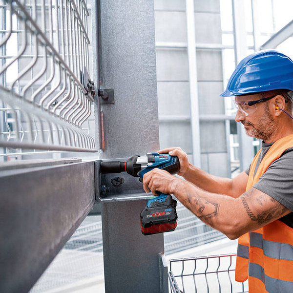 Klucz udarowy Bosch GDS 18V-1050 H 06019J8522