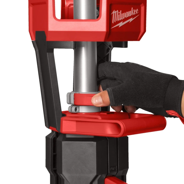Lampa budowlana 2800 lm Milwaukee M18 SAL2-0