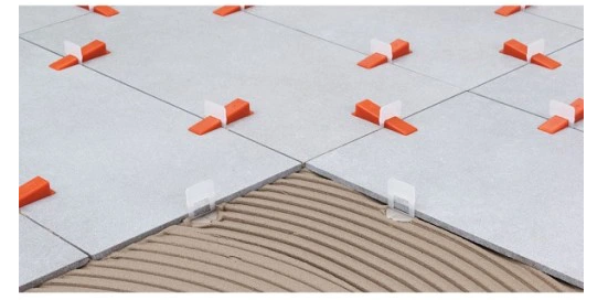 Klipsy do poziomowania płytek Raimondi 180BAS15B0100 - 100 sztuk