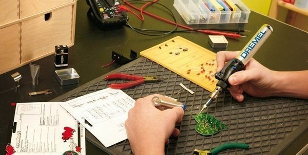 Dremel VersaTip 2000-6 Hobby - Wielofunkcyjny mikropalnik gazowy