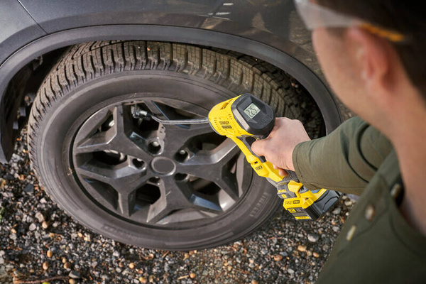 Kompresor akumulatorowy Stanley Fatmax SFMCE521B