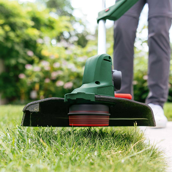 Podkaszarka akumulatorowa Bosch UniversalGrassCut 18V-260