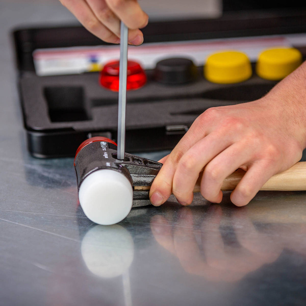 Młotek bezodrzutowy Safety Wiha 44008