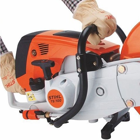 Przecinarka spalinowa Stihl TS 700 o mocy 6,8 KM
