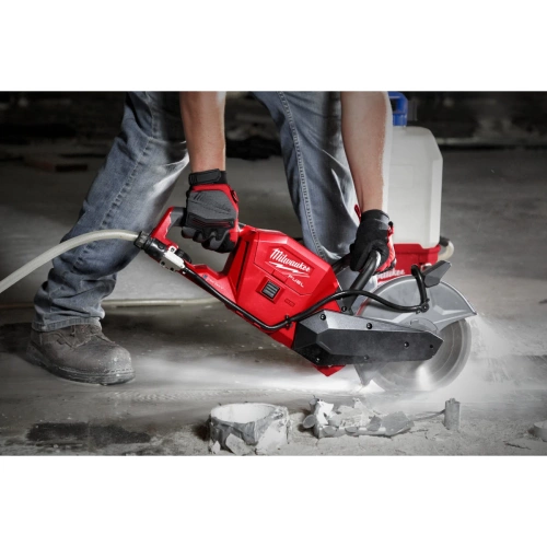 Przecinarka do betonu Milwaukee M18 FCOS230-121