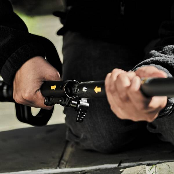 Wielofunkcyjne narzędzie ogrodowe DeWALT DCMAS5713X1