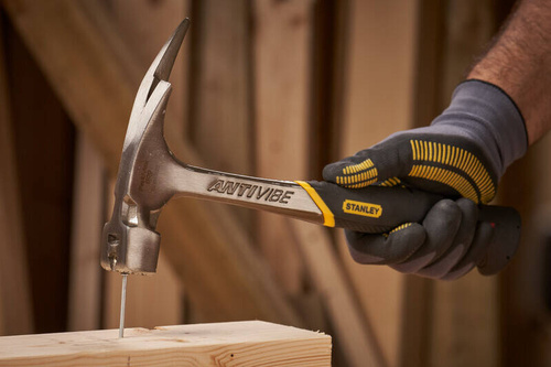 Młotek ciesielski Stanley Fatmax 1-51-937