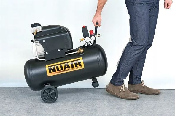 Kompresor olejowy Nuair FCDV404NUB004 50 L