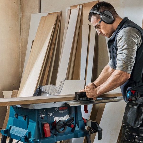 Piła stołowa Bosch GTS 254