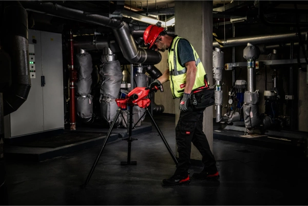 Obcinak do rur ze stali nierdzewnej Milwaukee M12 PCSS54-0