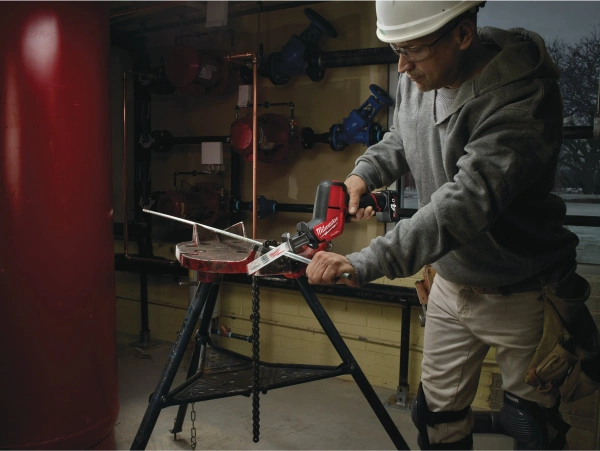 Piła szablasta Milwaukee M12 CHZ-0