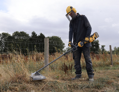 Przystawka DeWALT DCMASST1N-XJ do koszenia trawy