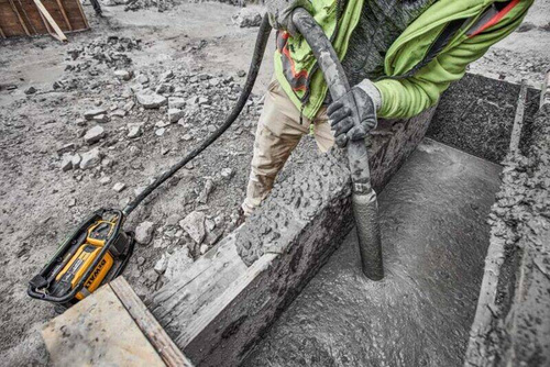 Wibrator do betonu Dewalt DCPS320N