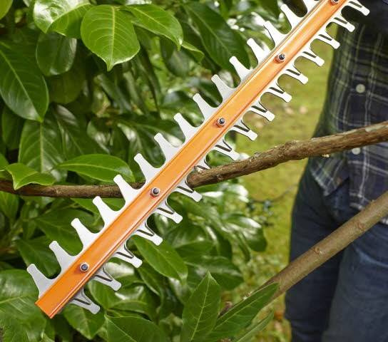 Nożyce do żywopłotu BEHT251-QS Black&Decker