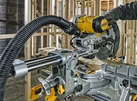 Pilarka tarczowa ukosowa DWS727 DeWalt + tarcza + zacisk roboczy