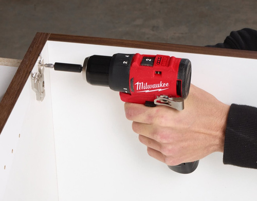 Wiertarko-wkrętarka Milwaukee M12 BLDDRC-402C