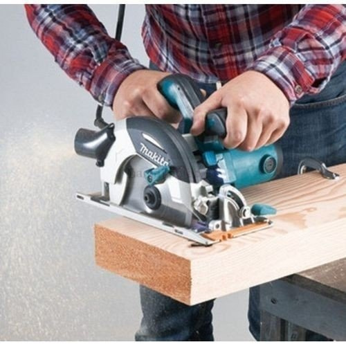 Pilarka tarczowa Makita HS7101