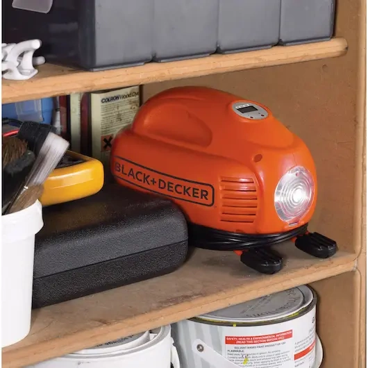 Kompresor samochodowy 12V/18V/230V Black Decker ASI200-XJ