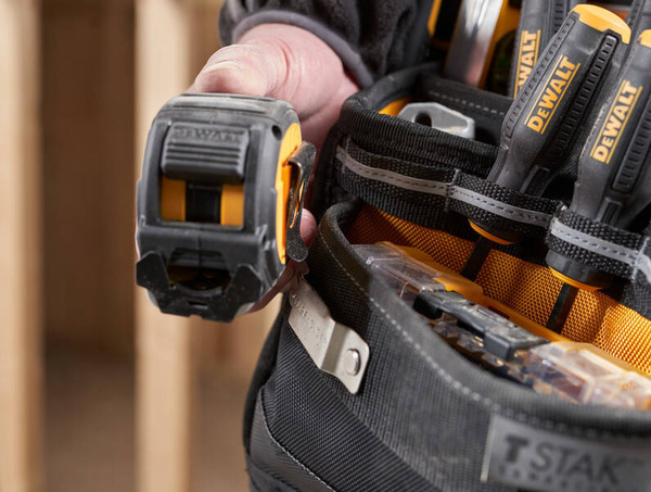 Sakwa narzędziowa Dewalt DWST83541-1