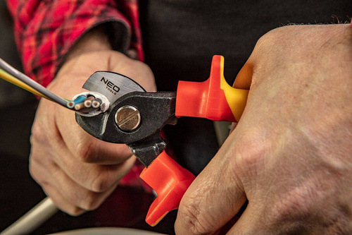 Obcinak do kabli NEO Tools 160mm 1000V 01-233