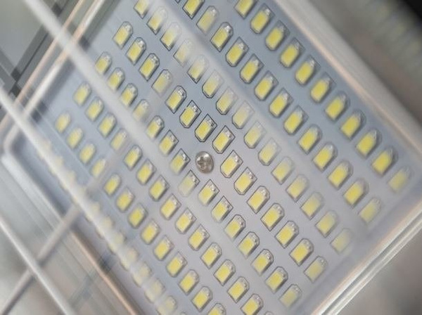 Lampa halogen na statywie LM50AW 16054 Partnersite