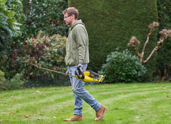 Nożyce do żywopłotu Stanley Fatmax SFMCHT655M1-QW