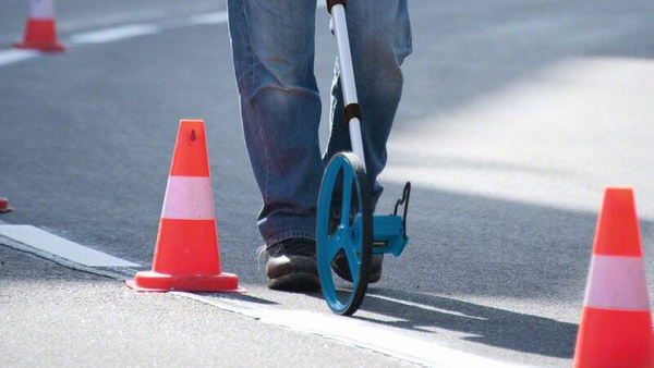 Drogomierz Bosch GWM 32