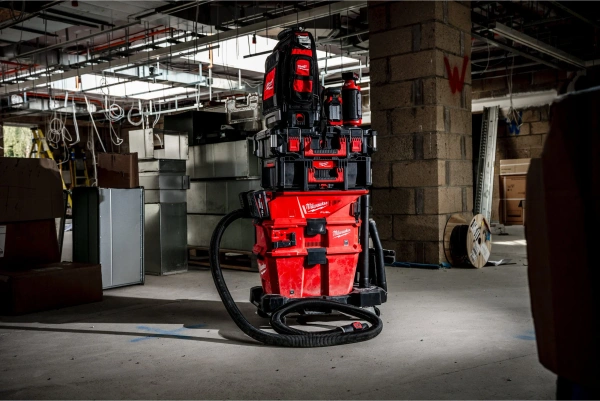 Odkurzacz akumulatorowy Milwuakee M18 F2VC23LG2-0