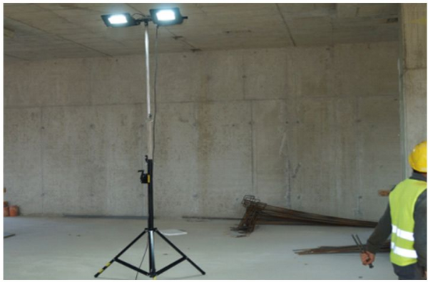 Maszt oświetleniowy PARTNERSITE LM2x150AW