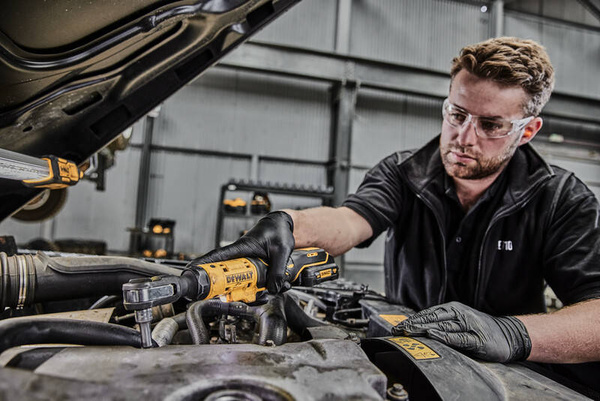 Grzechotka akumulatorowa Dewalt DCF503L1G