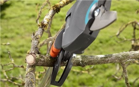 Comfort teleskopowe nożyce do gałęzi StarCut 410 plus Gardena 12001-20