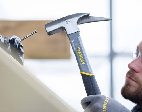 Młotek ciesielski Stanley 600 g
