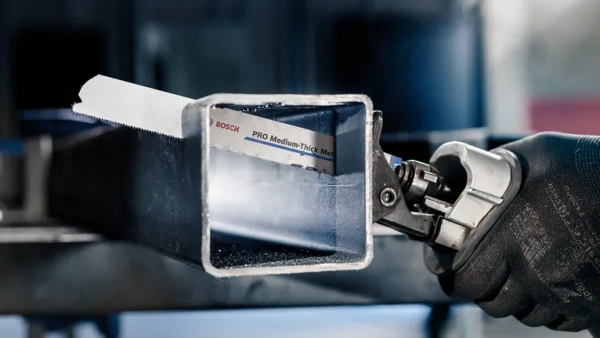 Zestaw 2 szt. brzeszczotów do metalu 1x25x225 mm Bosch PRO Medium-Thick Metal precise S1137BEF 2608658993