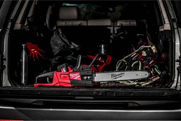 Pilarka łańcuchowa akumulatorowa Milwaukee M18 FCHS-122