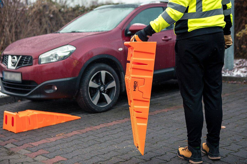 Zestaw 2 szt.najazdów samochodowych NEO Tools 10-478