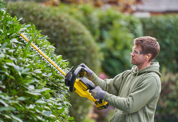 Nożyce do żywopłotu Stanley Fatmax SFMCHT655M1-QW