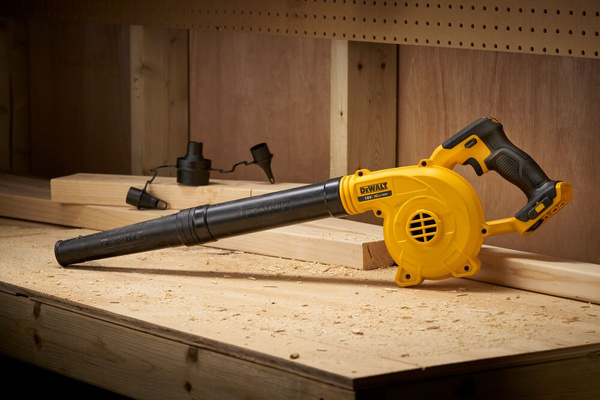 Dmuchawa Dewalt DCV100