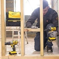 Zestaw Stanley Fatmax FMCK461C2 Wiertarko-wkrętarka z udarem FMC625 + Zakrętarka udarowa FMC645