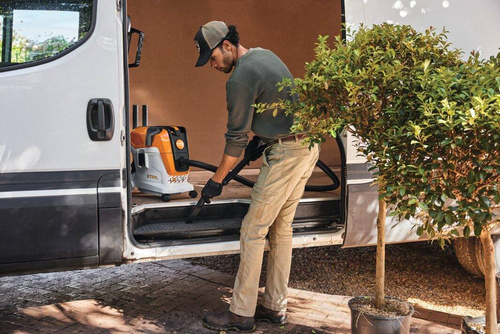 Odkurzacz akumulatorowy Stihl SEA 100 SA040117311