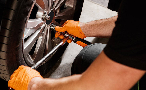 Klucz krzyżakowy Neo tools 11-101