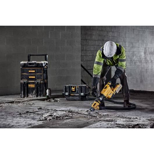 Młot udarowy Dewalt DCH832N