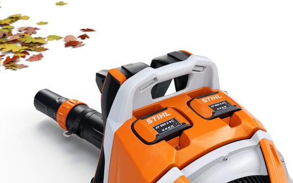 Dmuchawa do liści pldecakowa Stihl BRA 500 BA070115900