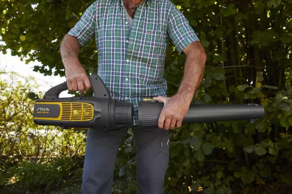 Dmuchawa akumulatorowa Stiga SAB 700 AE