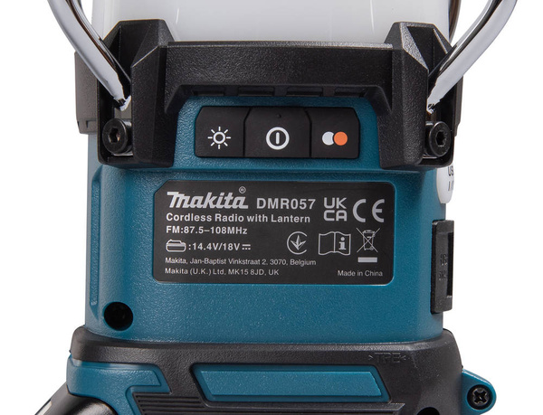 Radio z lampą i latarką Makita DMR057