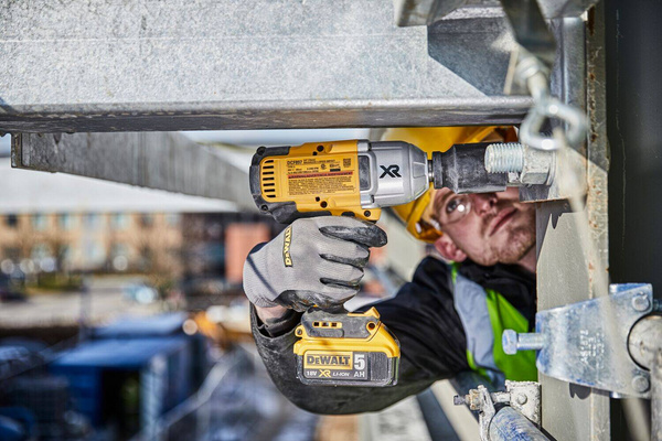 Klucz udarowy Dewalt DCF897N