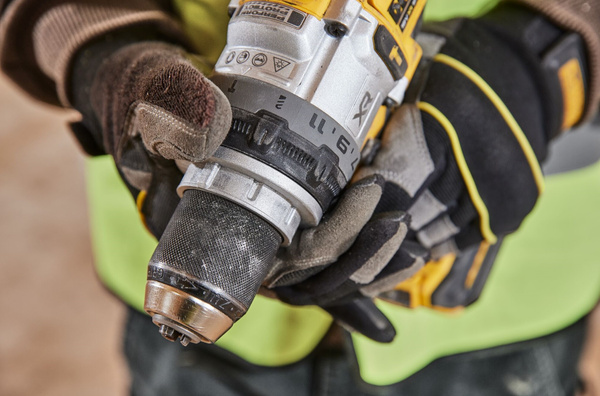 Wiertarko-wkrętarka Dewalt DCD1007NT