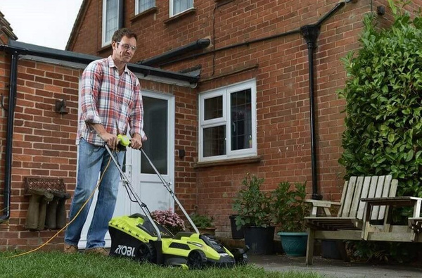 Kosiarka elektryczna Ryobi RLM13E33S (5133002343)